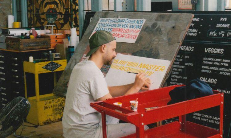 Sign painting and glass gilding in New York City (USA) - image 2 Sign painting and glass gilding in New York City (USA) - image 2